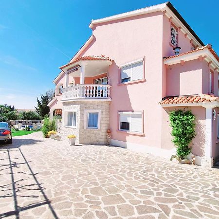 Apartment Villa Engel With Pool Poreč Dış mekan fotoğraf
