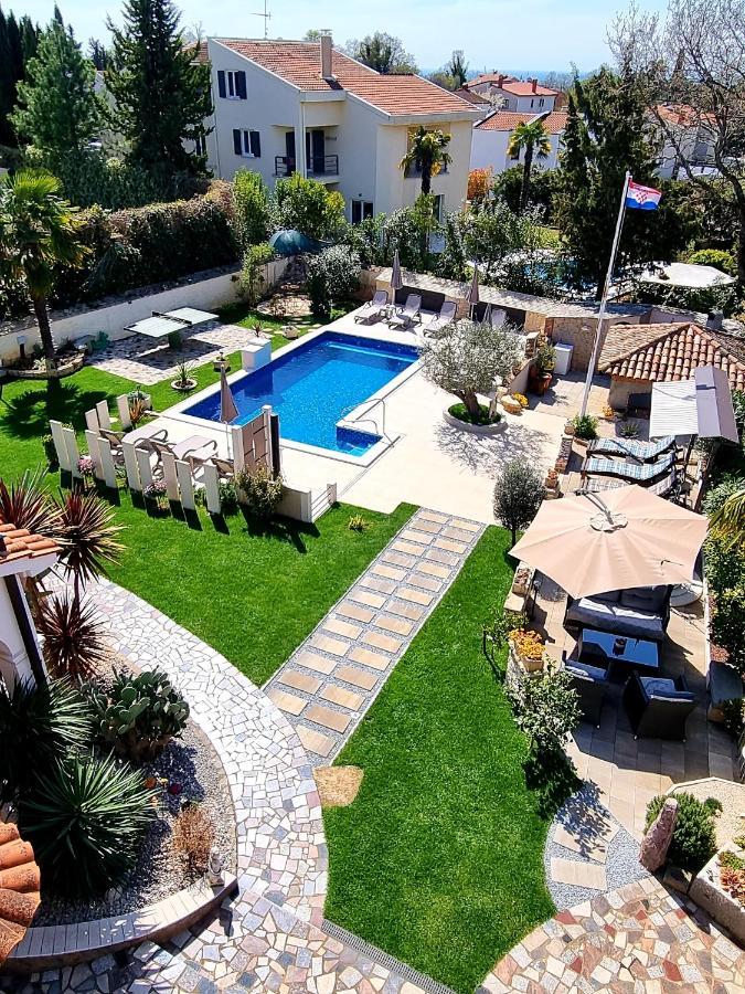 Apartment Villa Engel With Pool Poreč Dış mekan fotoğraf