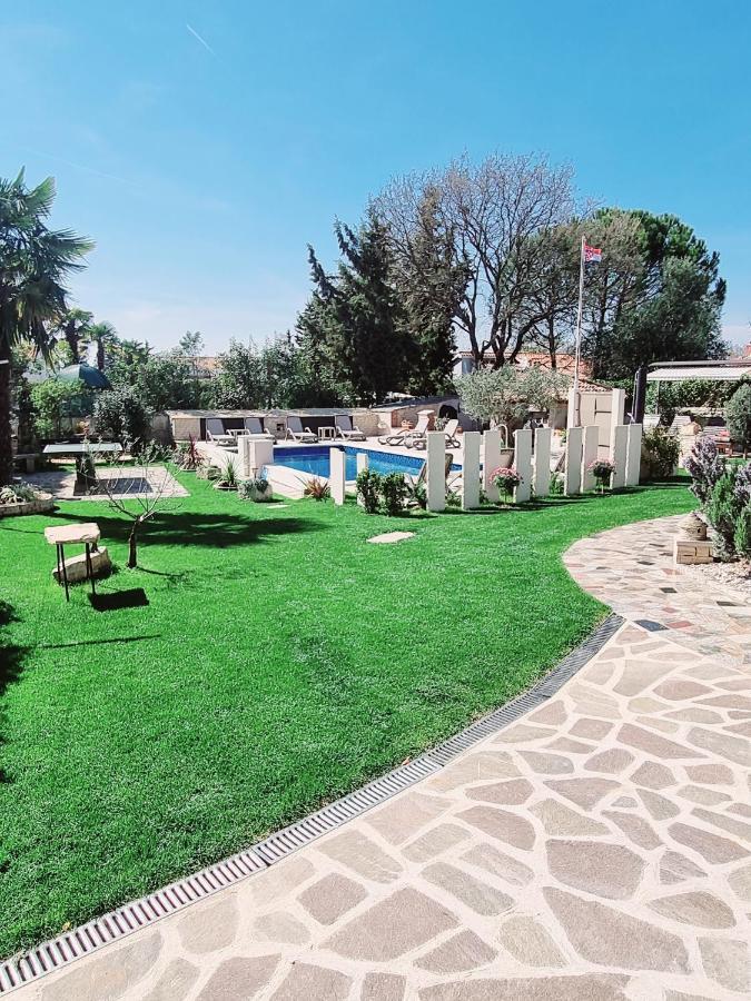 Apartment Villa Engel With Pool Poreč Dış mekan fotoğraf