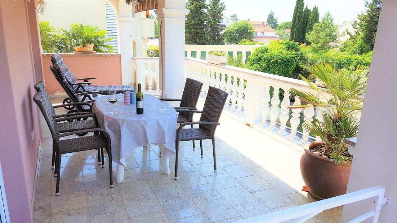 Apartment Villa Engel With Pool Poreč Dış mekan fotoğraf